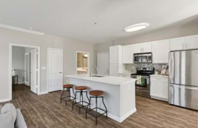 Central Square At Watermark