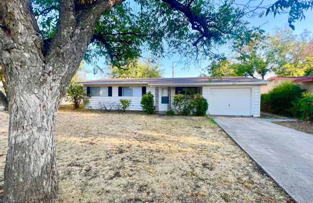 Now Available - 3-Bedroom Home Near Goodfellow AFB!