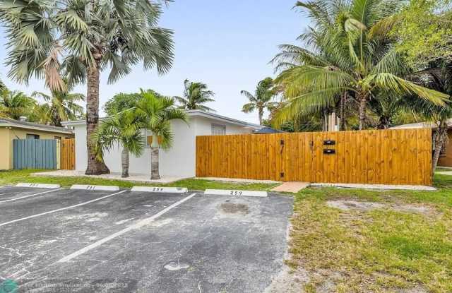 Photo of 251 NE 40th Ct