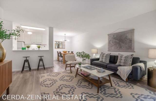 1327 Webster St. Apt B108