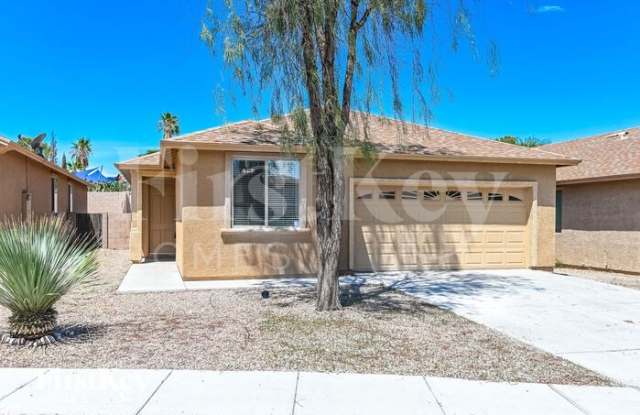 3246 South Lakeside Ridge Loop