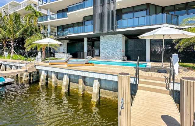 141 Isle Of Venice Dr