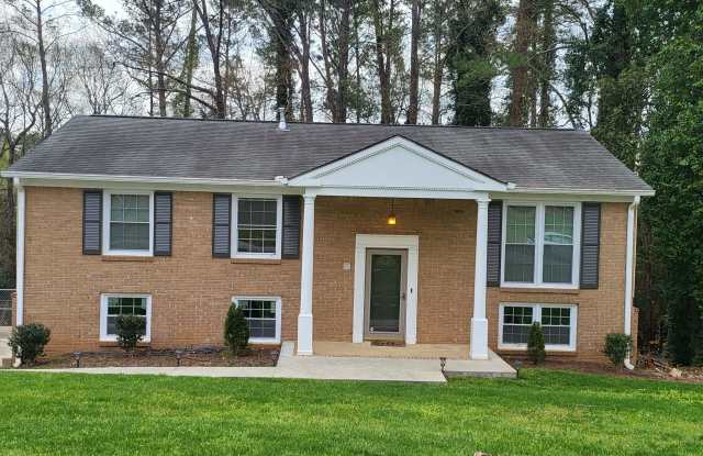 117 Azalea Drive - 117 Azalea Drive, Peachtree City, GA 30269