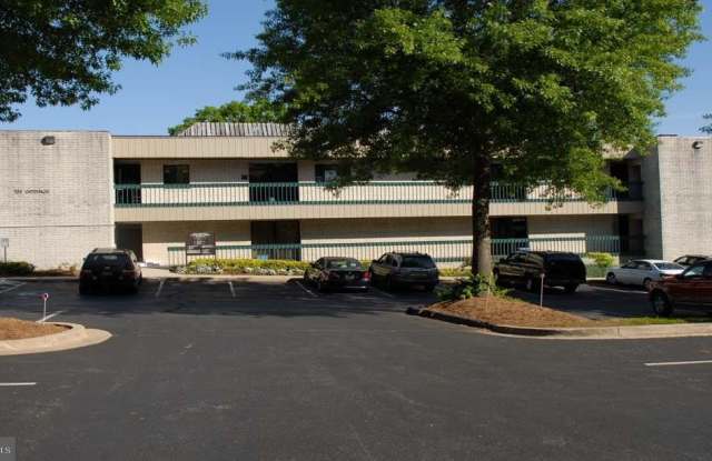 Photo of 703 GIDDINGS Avenue unit: #U2-D