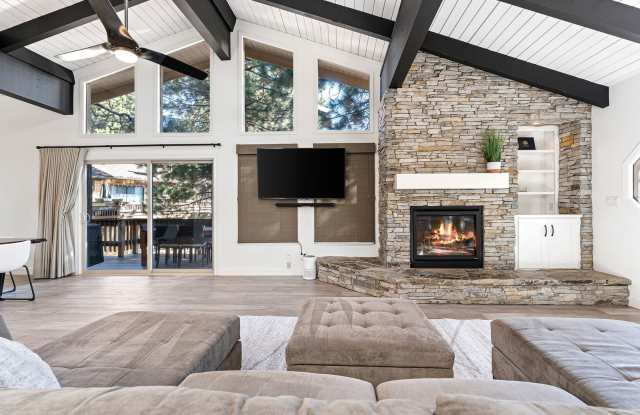 Beautifully Remodeled 3 bed, 3 baths 2 Car Garage