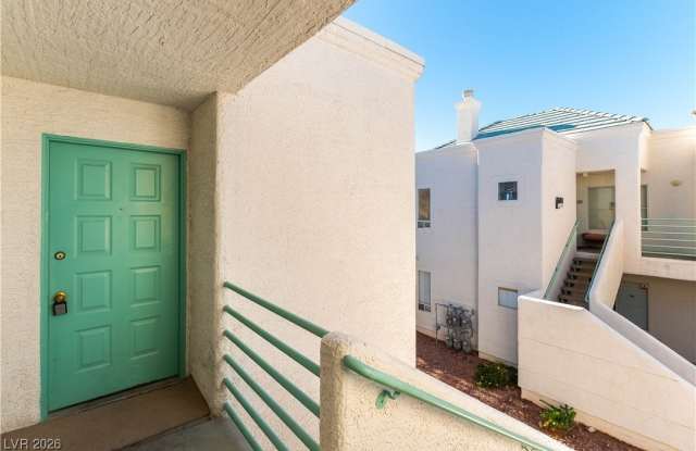 7100 PIRATES COVE Road