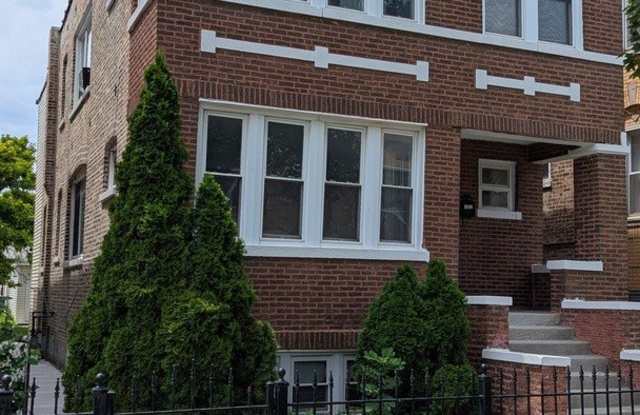 1622 S 48th Court