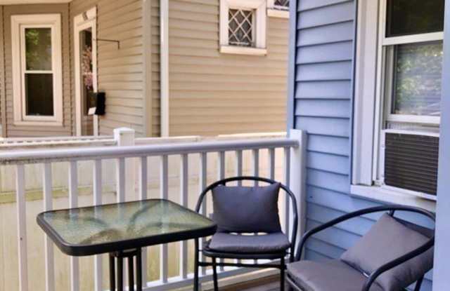 178 Robbins Street unit: 178