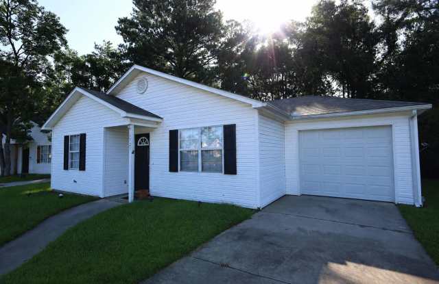 1727 Largo Circle