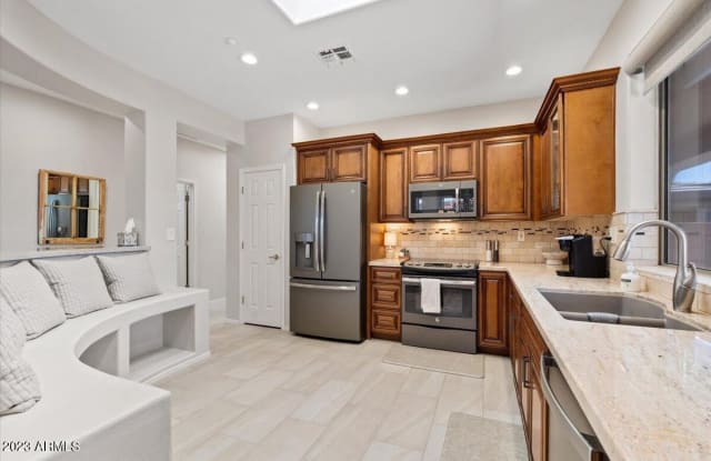 41410 N FAIRGREEN Way