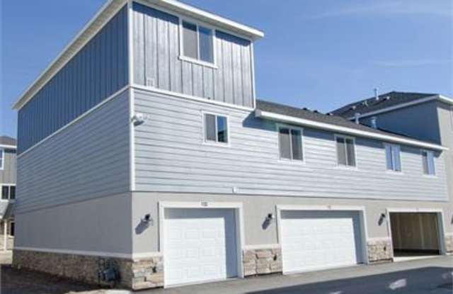 Photo of 242 N 750 E