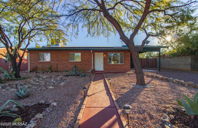 2202 N Richey Boulevard - 2202 North Richey Boulevard, Tucson, AZ 85716