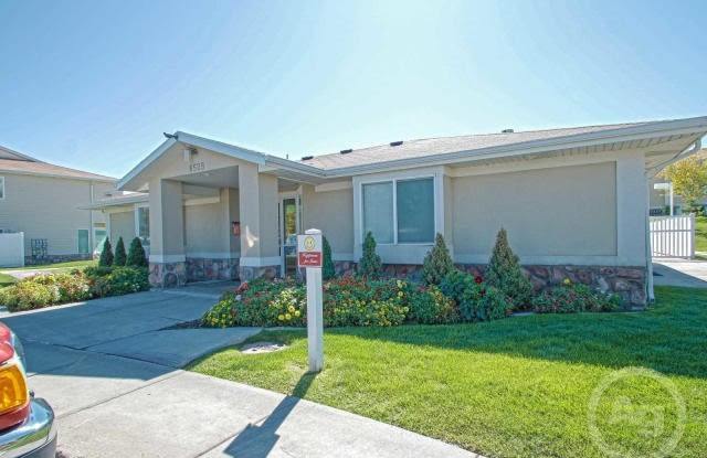 8525 W Elk Mountain Rd Unit E32