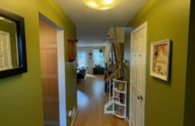 8018 Revenna Lane - 1