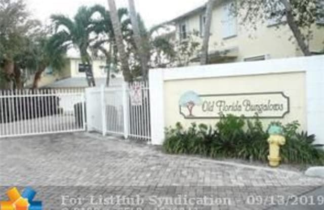 810 SE 4th Ct - 810 SE 4th Ct, Deerfield Beach, FL 33441