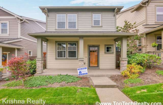 211 NW 117th Loop