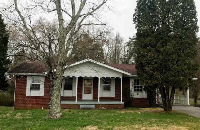 One Level Home in Oak Ridge