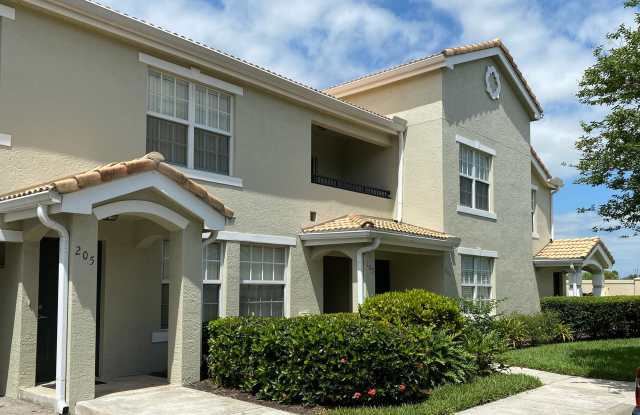 160 SW Peacock Blvd., Apt 204