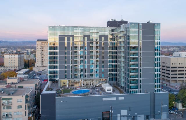 Photo of EVIVA On Cherokee