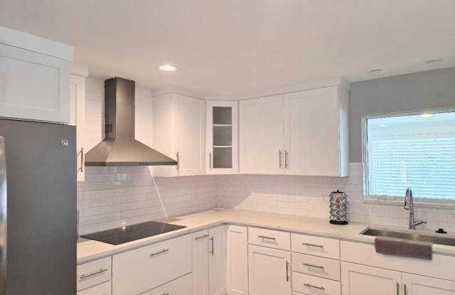 Beautiful waterfront property in Woodland Estates.