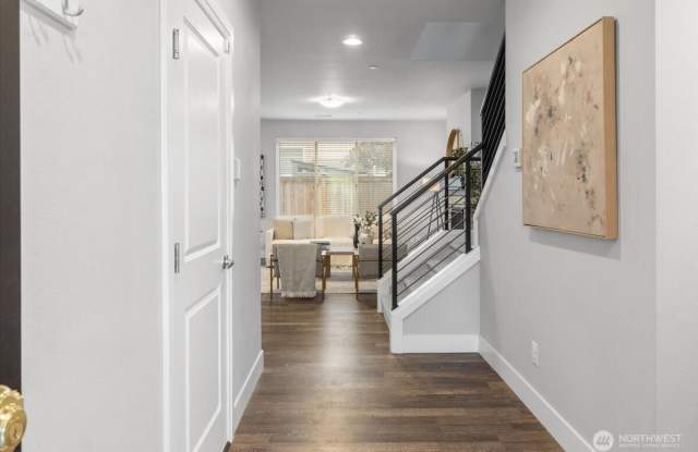 14819 16th Place West