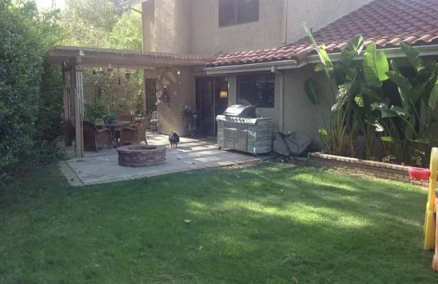 1101 Heatherview Drive