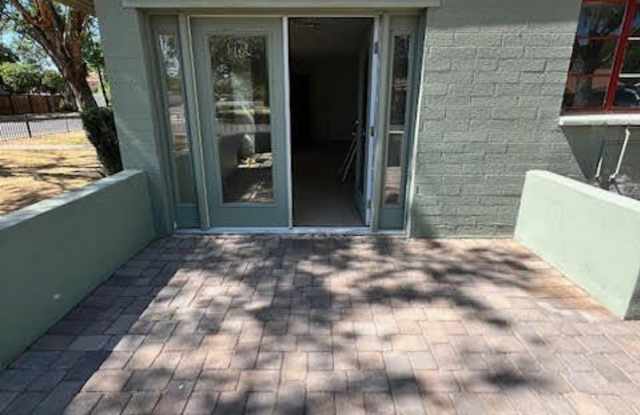 1321 S COLLEGE Avenue