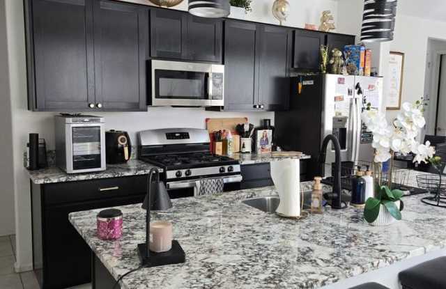 17930 West Toronto Way