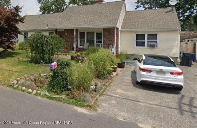 381 Delaware Drive - 381 Delaware Drive, Ocean County, NJ 08723