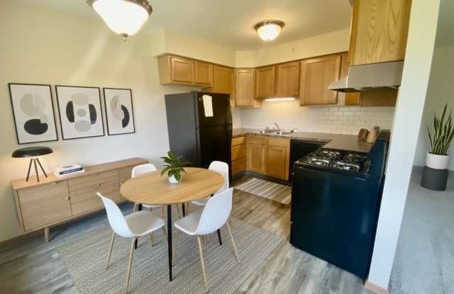 2 Bedroom/1.5 Bathroom Apartment- First Floor