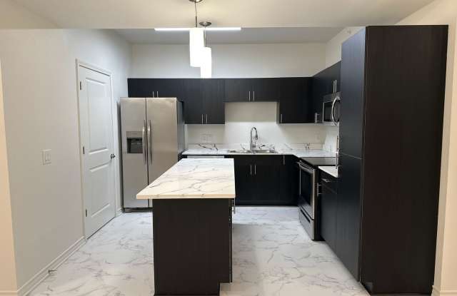 Hampton Astoria