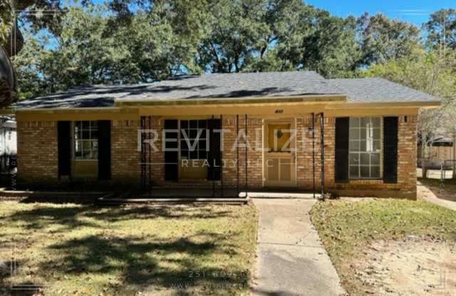 Spacious 3BD/2BA House Close to Schools! - 1632 Phillips Lane, Mobile, AL 36618