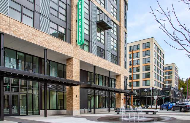Grand Street Commons
