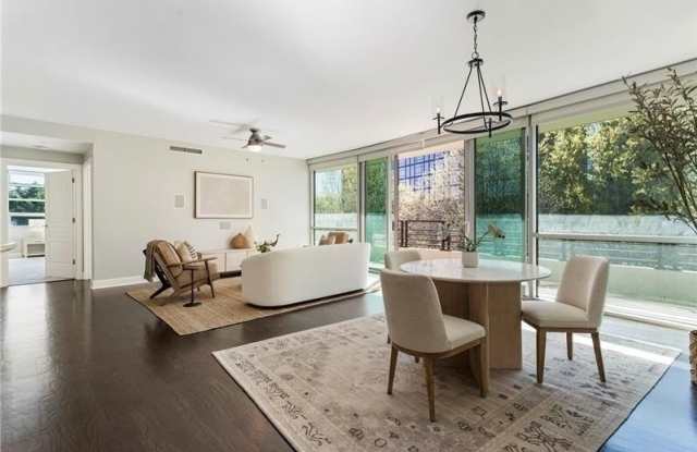 700 Park Regency Place 506