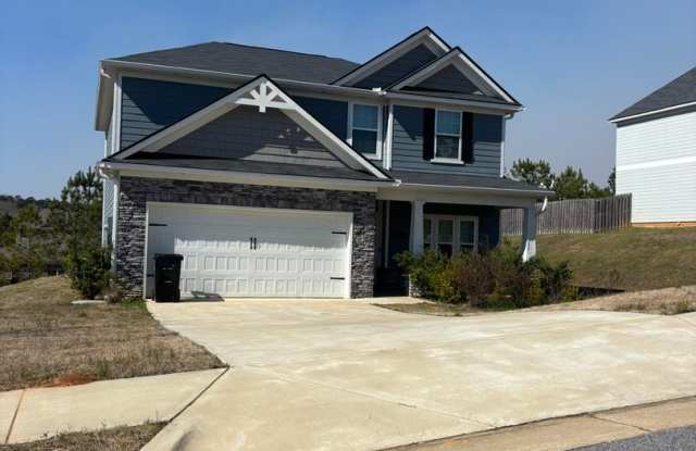 Welcome Home! Located in Lexington Hill Subdivision