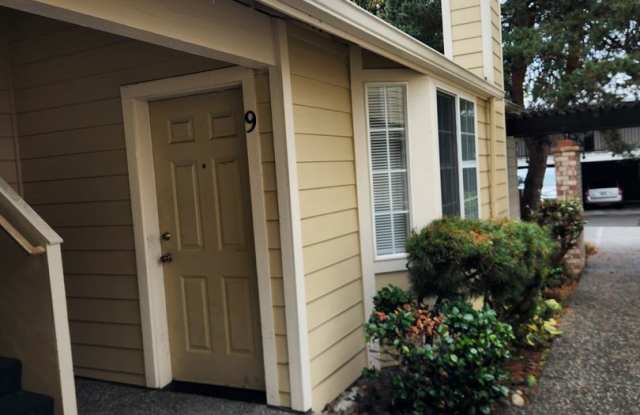 Condo for Rent 1245 Puget St Unit #9