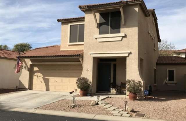 322 N 76th Pl