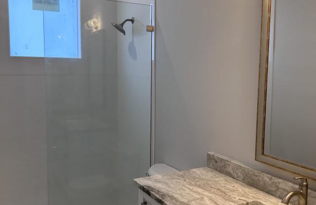 Photo of 5274 Coronado Parkway