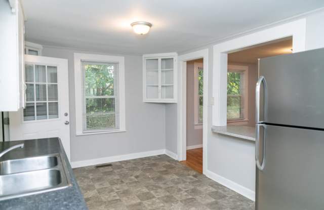 508 Robbins Avenue Northwest