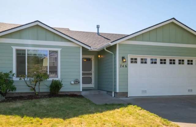 Photo of 746 Desert Pine Street Northwest