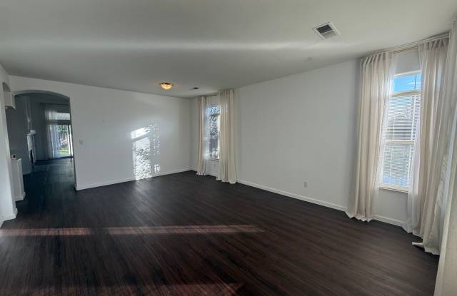 Spacious 4-Bedroom Corner Home MOVE IN SPECIAL