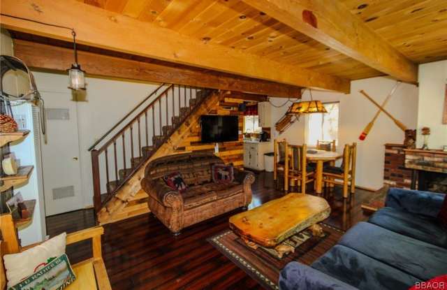 Photo of 506 Deer Horn Drive