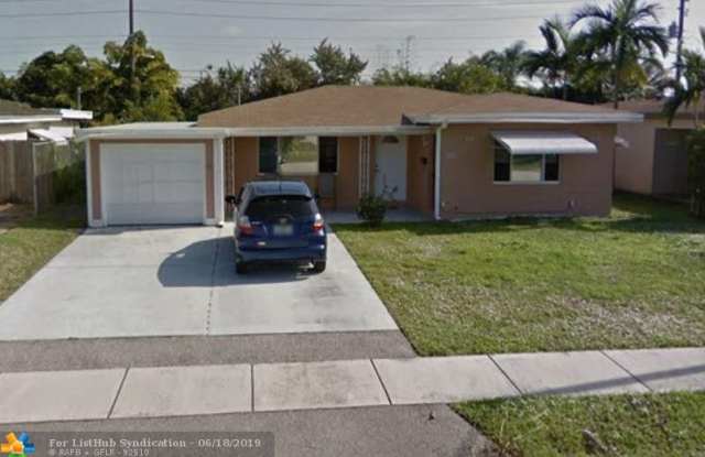 4650 NE 1st Terrace - 4650 Northeast 1st Terrace, Oakland Park, FL 33334