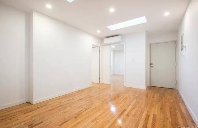 69 Avenue C