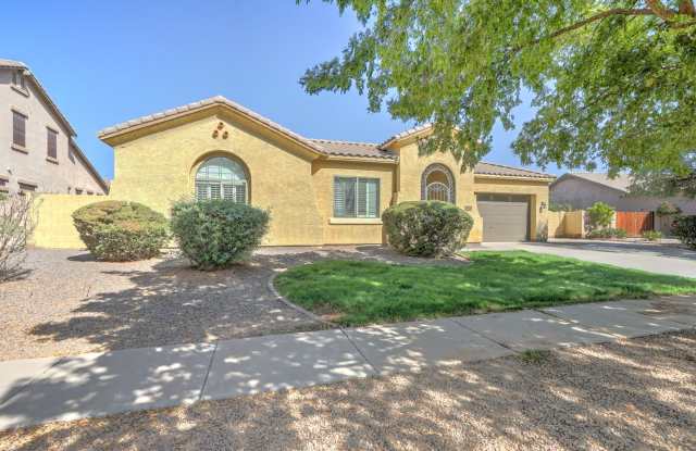 Photo of AVAILABLE NOW IN SHAMROCK ESTATES GILBERT!!!