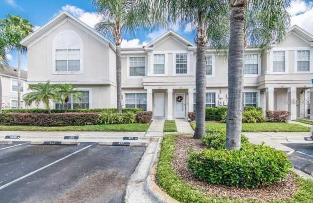 427 KENSINGTON LAKE CIRCLE