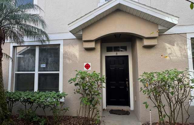 3BD / 2.5BA Carriage Home