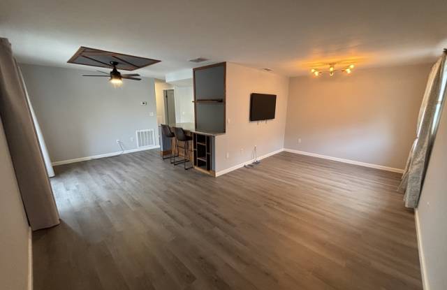 4022 Beaver Lane