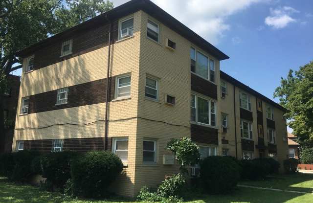 Photo of 875 E 87th Place unit: 3W