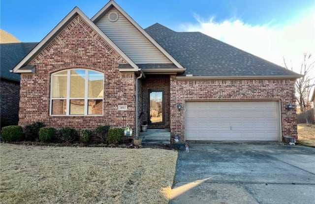 4013 Meadow View  DR - 4013 North Meadow View Drive, Fayetteville, AR 72703